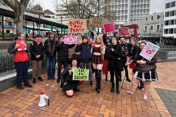 Strippers Protest Stilettos Heartbreak 